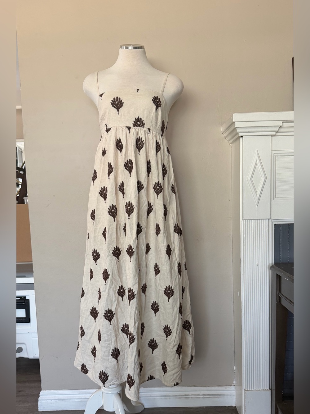 Abercrombie & Fitch Cream Maxi Dress with Brown Leaf Print